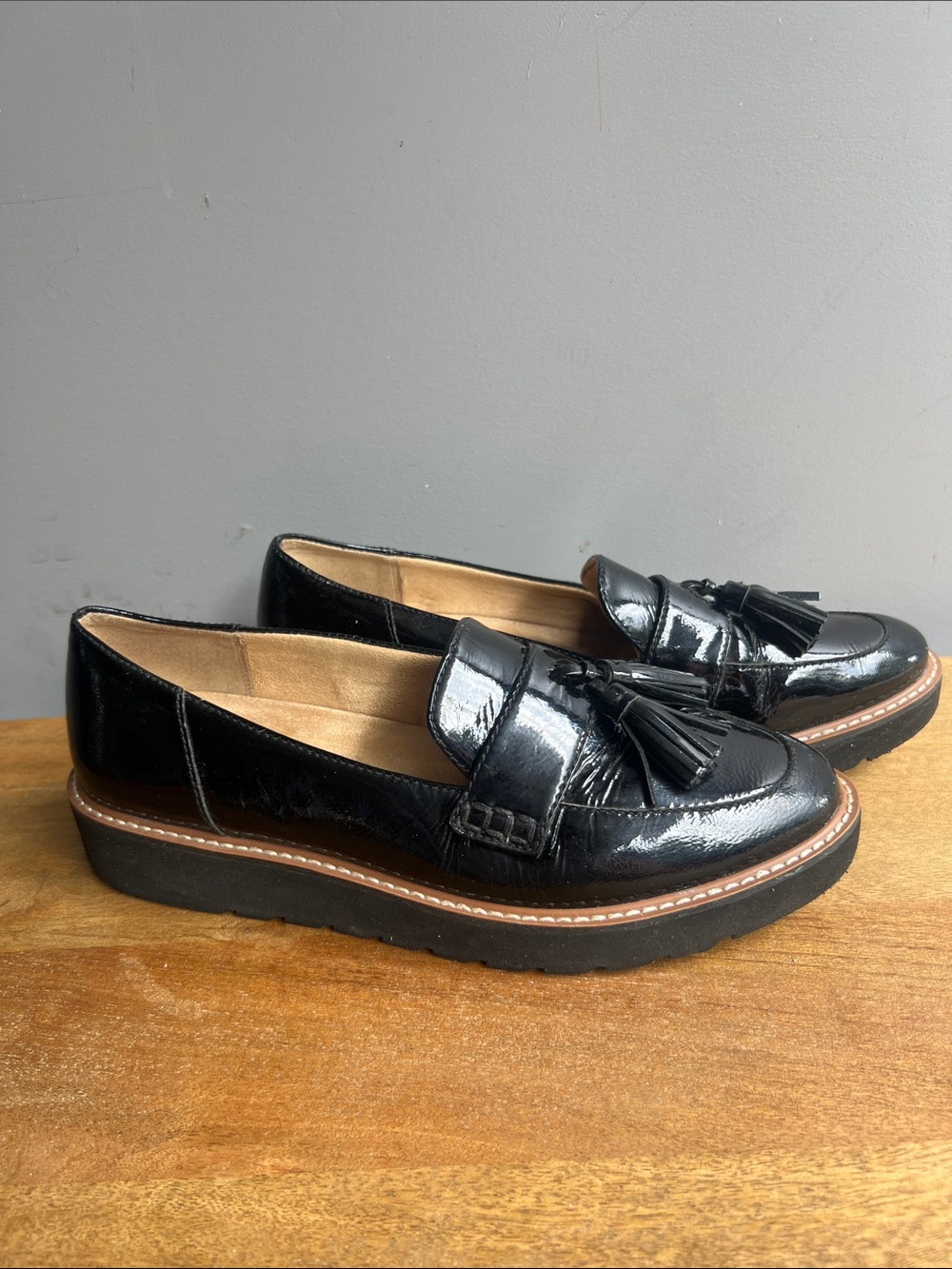 Naturalizer Black Patent Tassel Platform Loafers